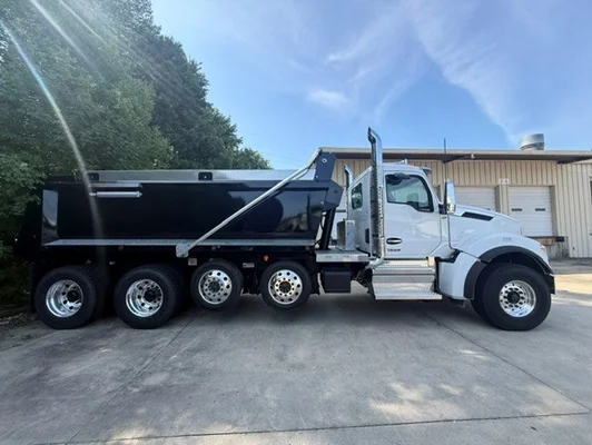 2027 Kenworth T880 in Concord, NC — photo 9