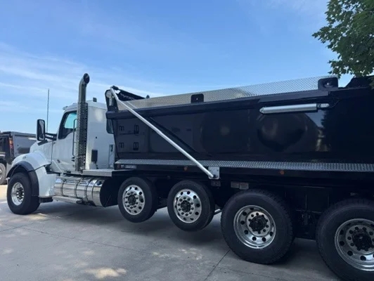 2027 Kenworth T880 in Concord, NC — photo 7