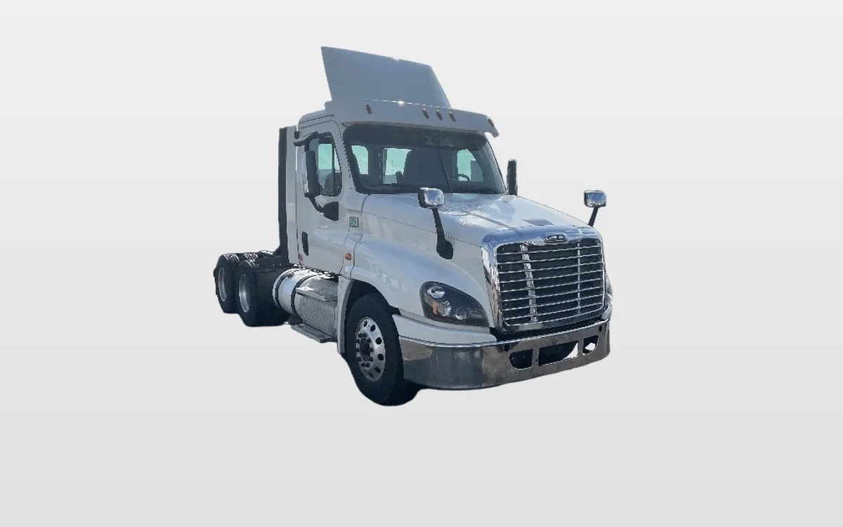 2018 Freightliner Cascadia in Kansas City, MO