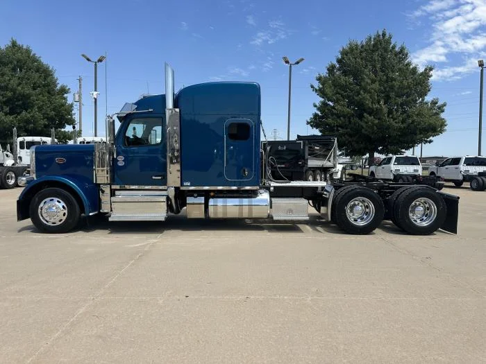 2025 Peterbilt 589 — photo 7