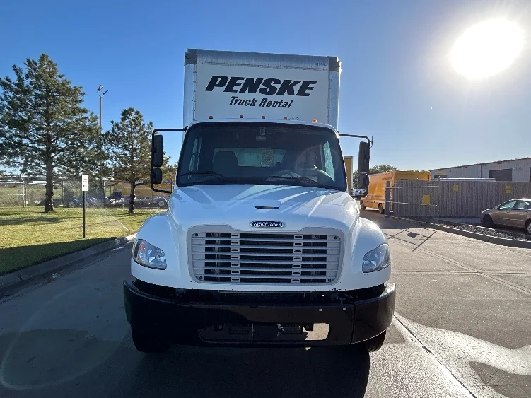 2022 Freightliner M2 106 - image 2