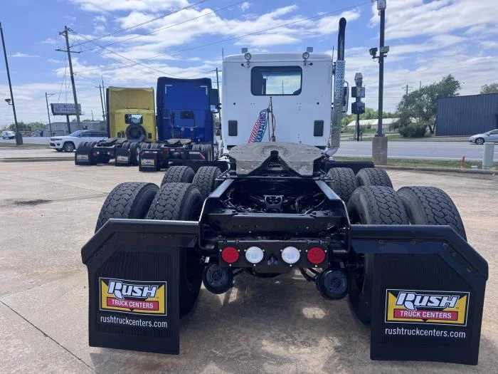 2020 Kenworth T880 — photo 6