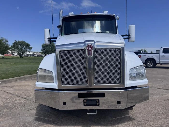 2020 Kenworth T880 — photo 5