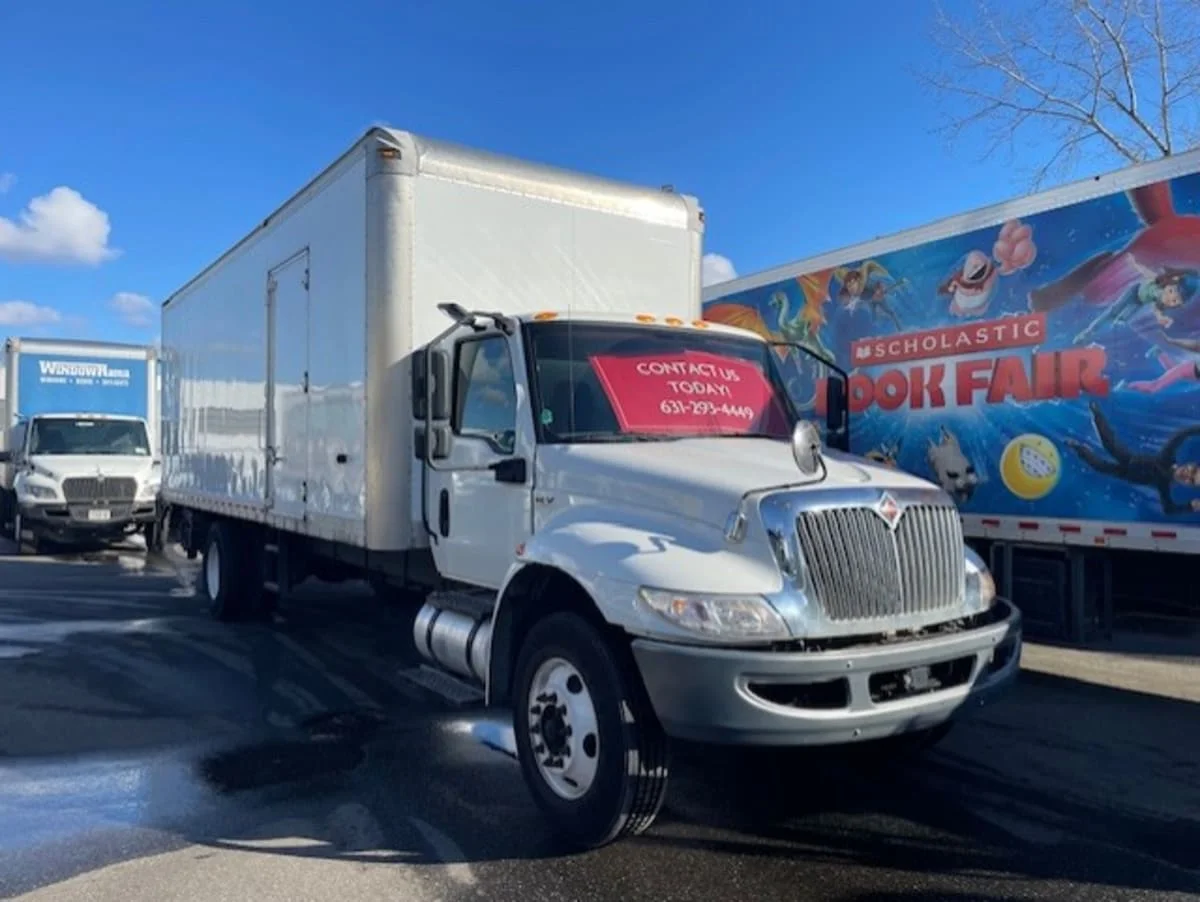 2020 International MV in Farmingdale, NY — photo 3