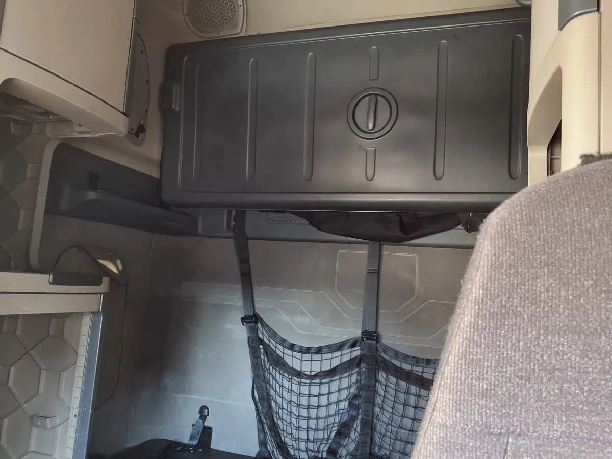 2019 Freightliner Cascadia in Knoxville, TN — photo 8