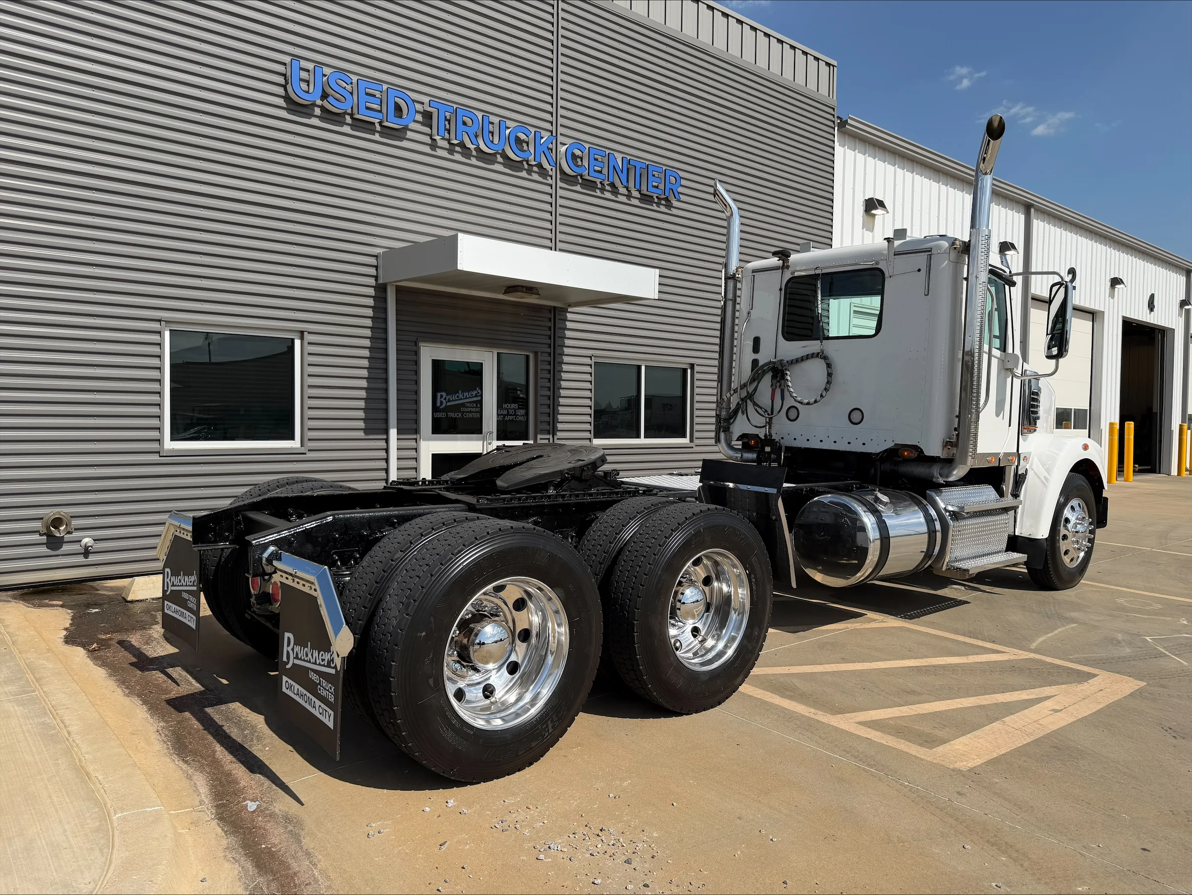 2019 Freightliner 122SD in Oklahoma City, OK — photo 5