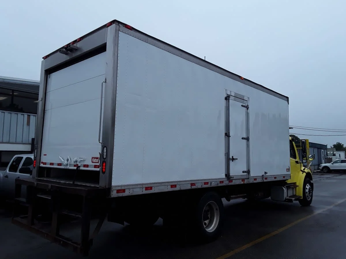 2018 Freightliner M2 106 in Salisbury, MA — photo 4