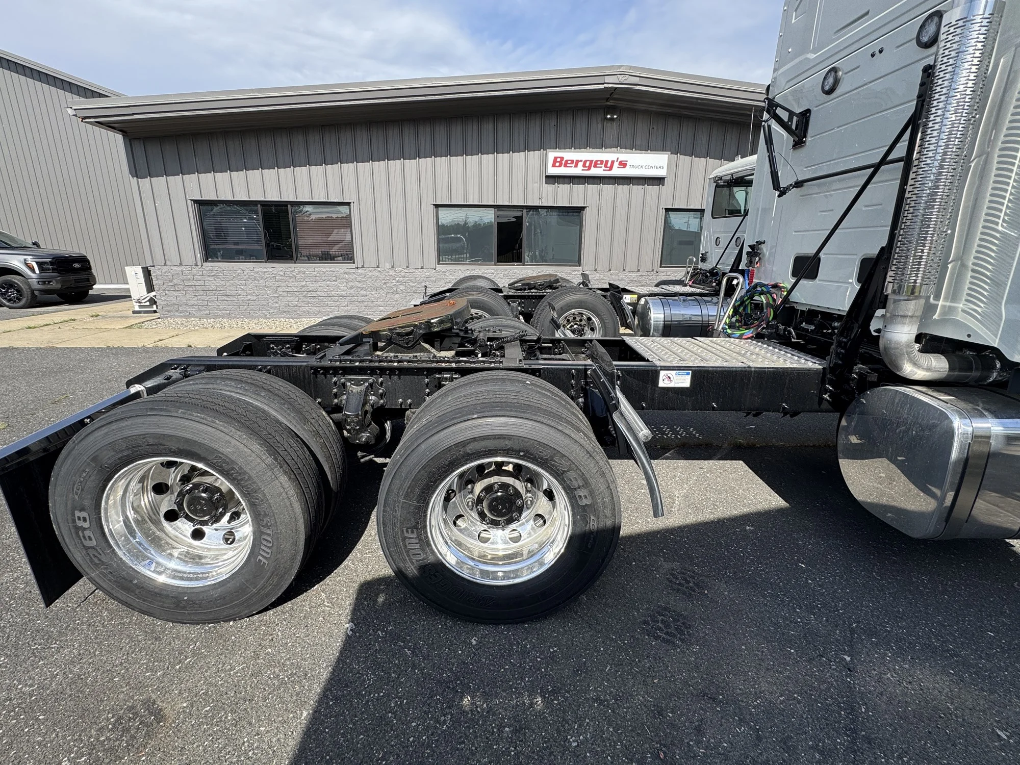 2027 Mack Anthem in Delmar, MD — photo 4