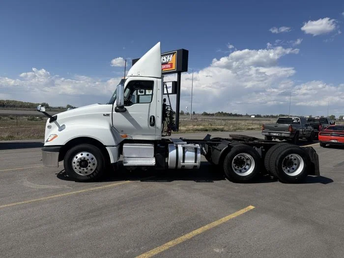 2021 International LT — photo 3