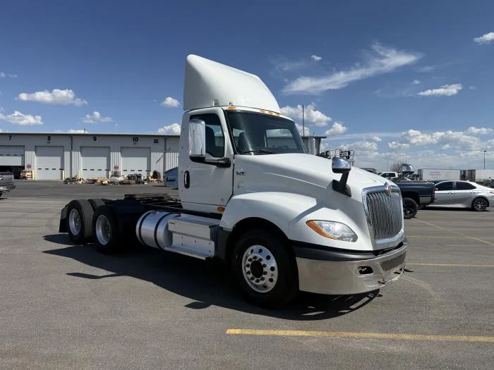 2021 International LT — photo 8