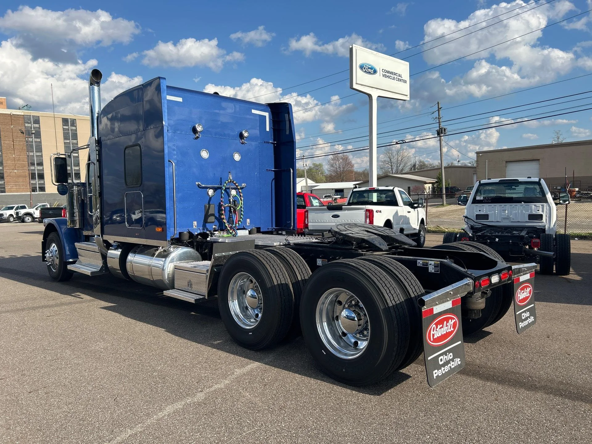 2027 Peterbilt 589 in Youngstown, OH — photo 7