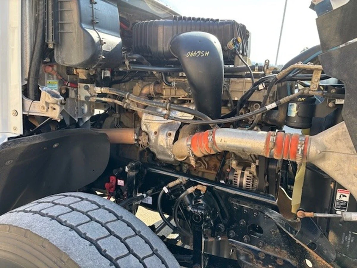 2021 Freightliner 122SD - image 21