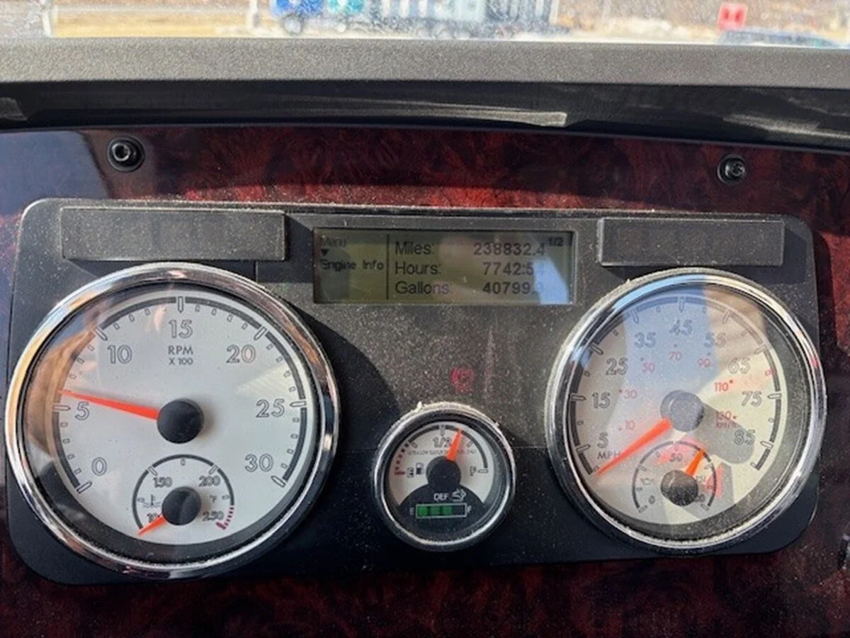 2021 Freightliner 122SD - image 17