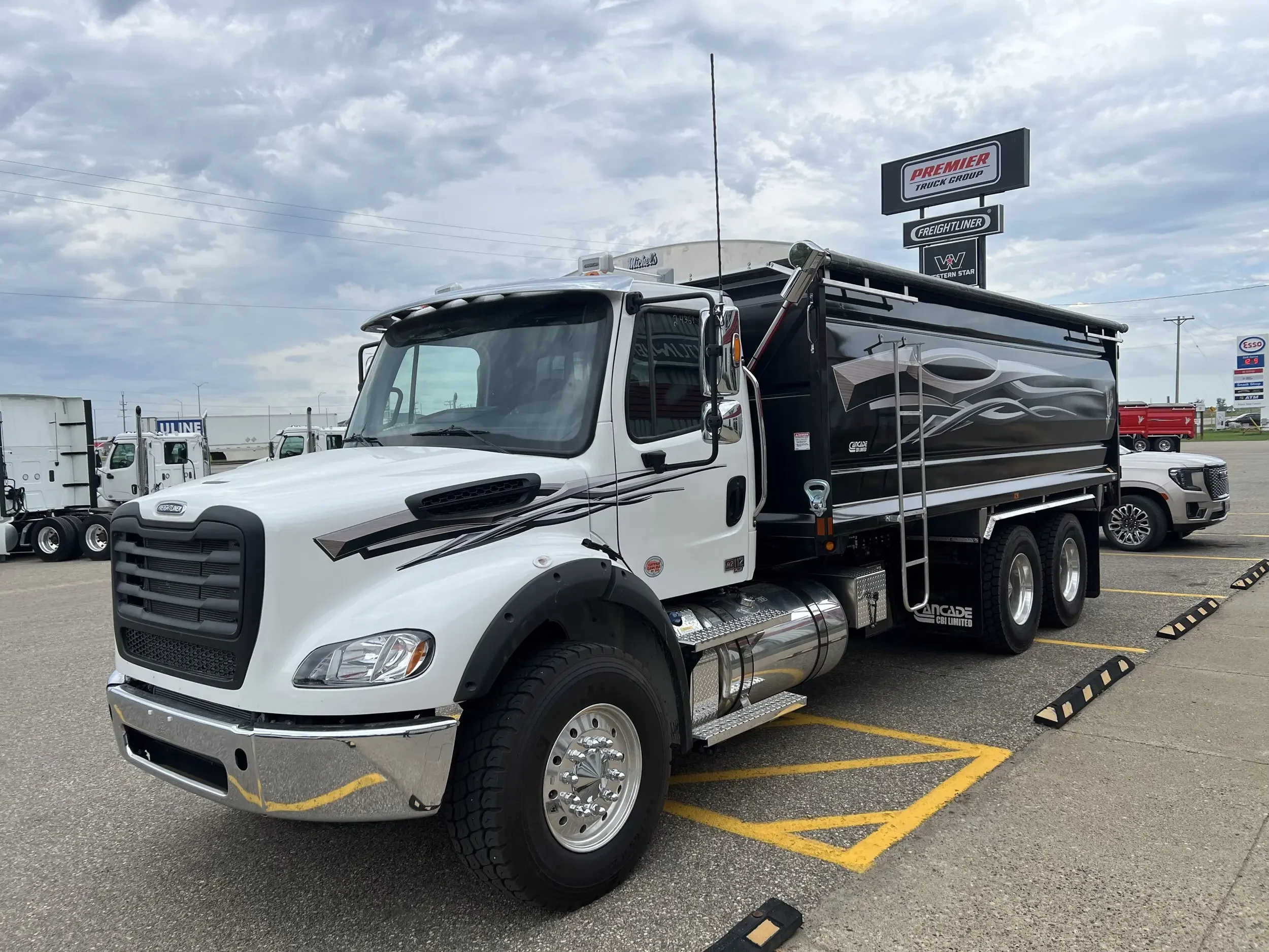 2026 Freightliner M2 112 in Brandon, MB