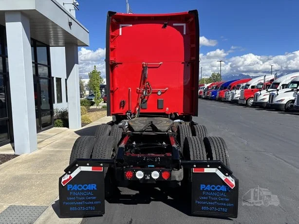 2023 Kenworth T680 - image 5