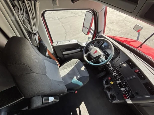 2023 Kenworth T680 in Salt Lake City, UT — photo 11