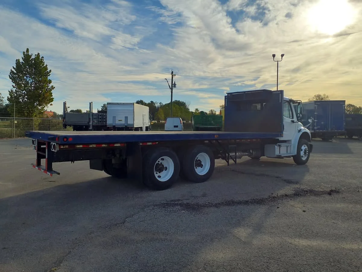 2016 Freightliner M2 106 in Wayland, MI — photo 4