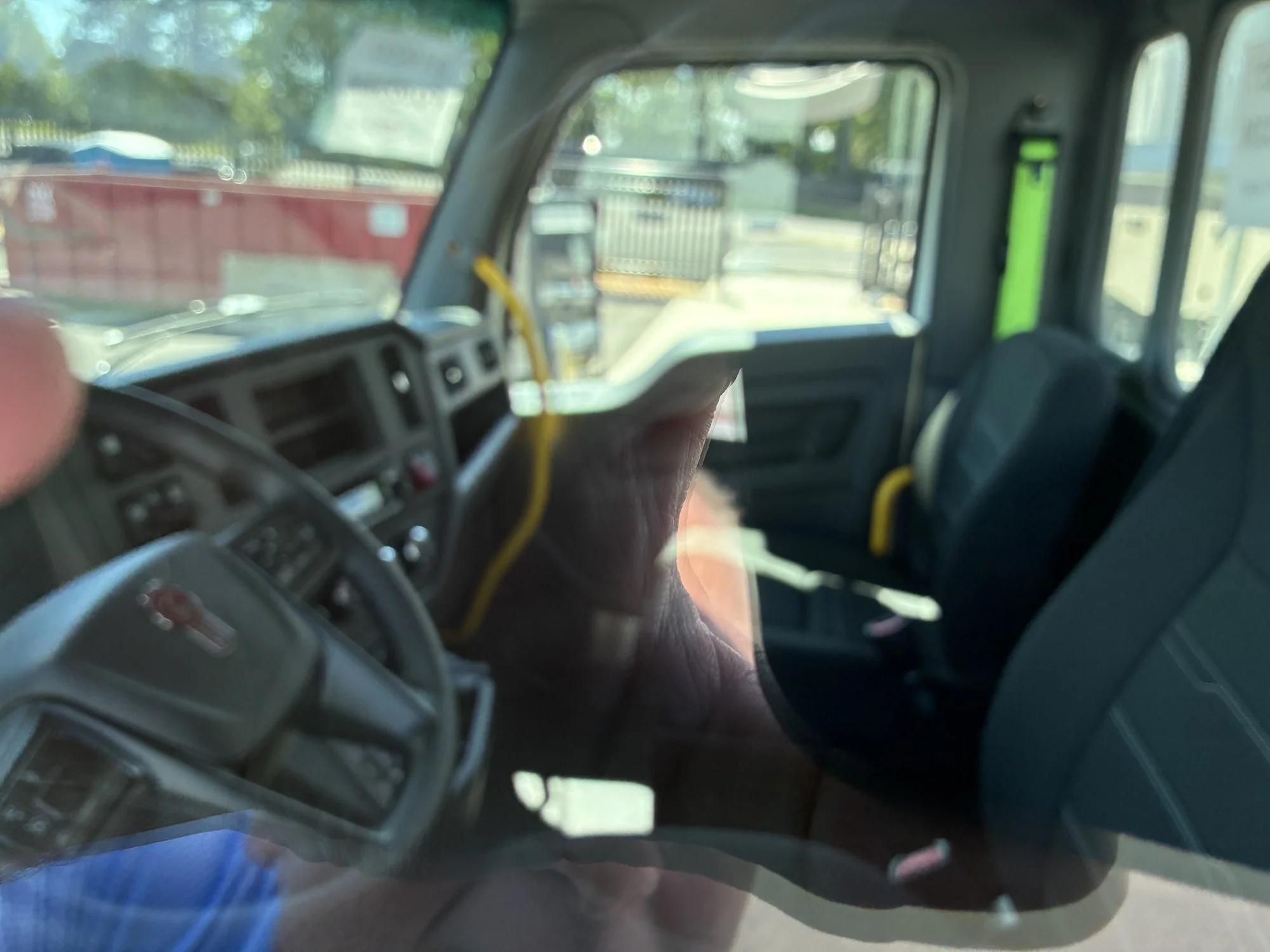 2026 Kenworth T480 - image 4