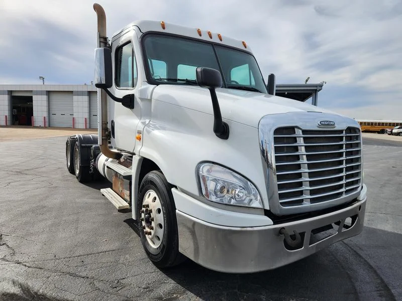 2018 Freightliner Cascadia in Dallas
