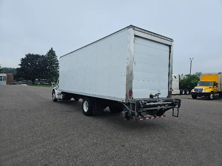 2022 Freightliner eM2 in Brooklyn Park, MN — photo 6