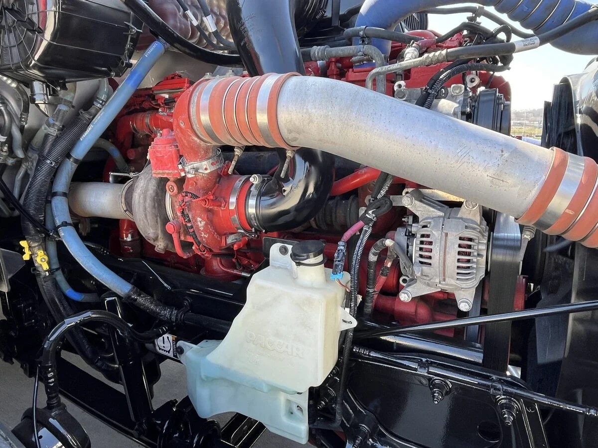 2023 Peterbilt 579 - image 14