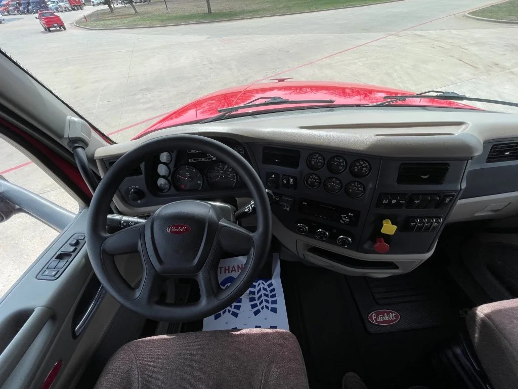 2020 Peterbilt 567 - image 12