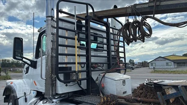 2022 Peterbilt 567 - image 9