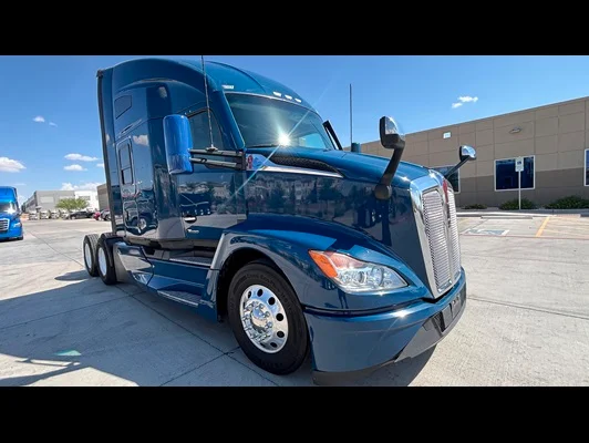 2023 Kenworth T680