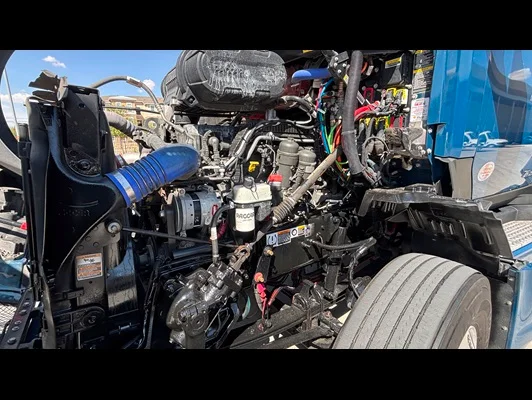 2023 Kenworth T680 in El Paso, TX — photo 12