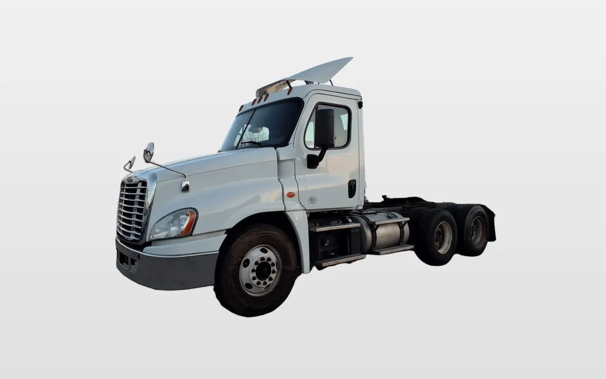 2019 Freightliner - image 1
