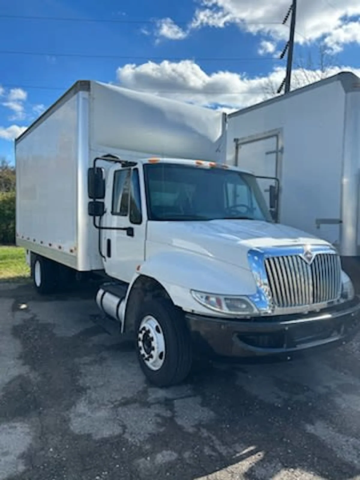 2019 International 4300 in West Chester, OH — photo 3