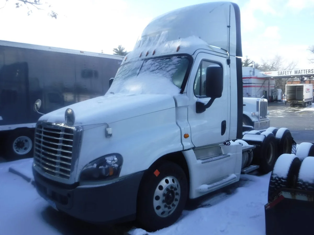 2020 Freightliner Cascadia in Springfield, MA