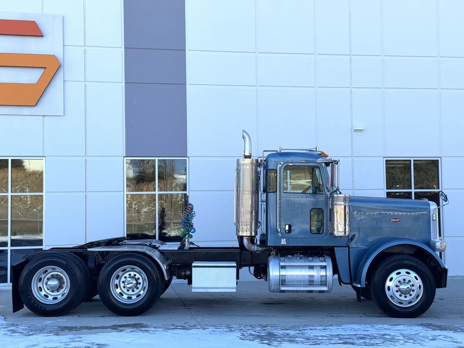 2009 Peterbilt 388 in Greer, SC — photo 3