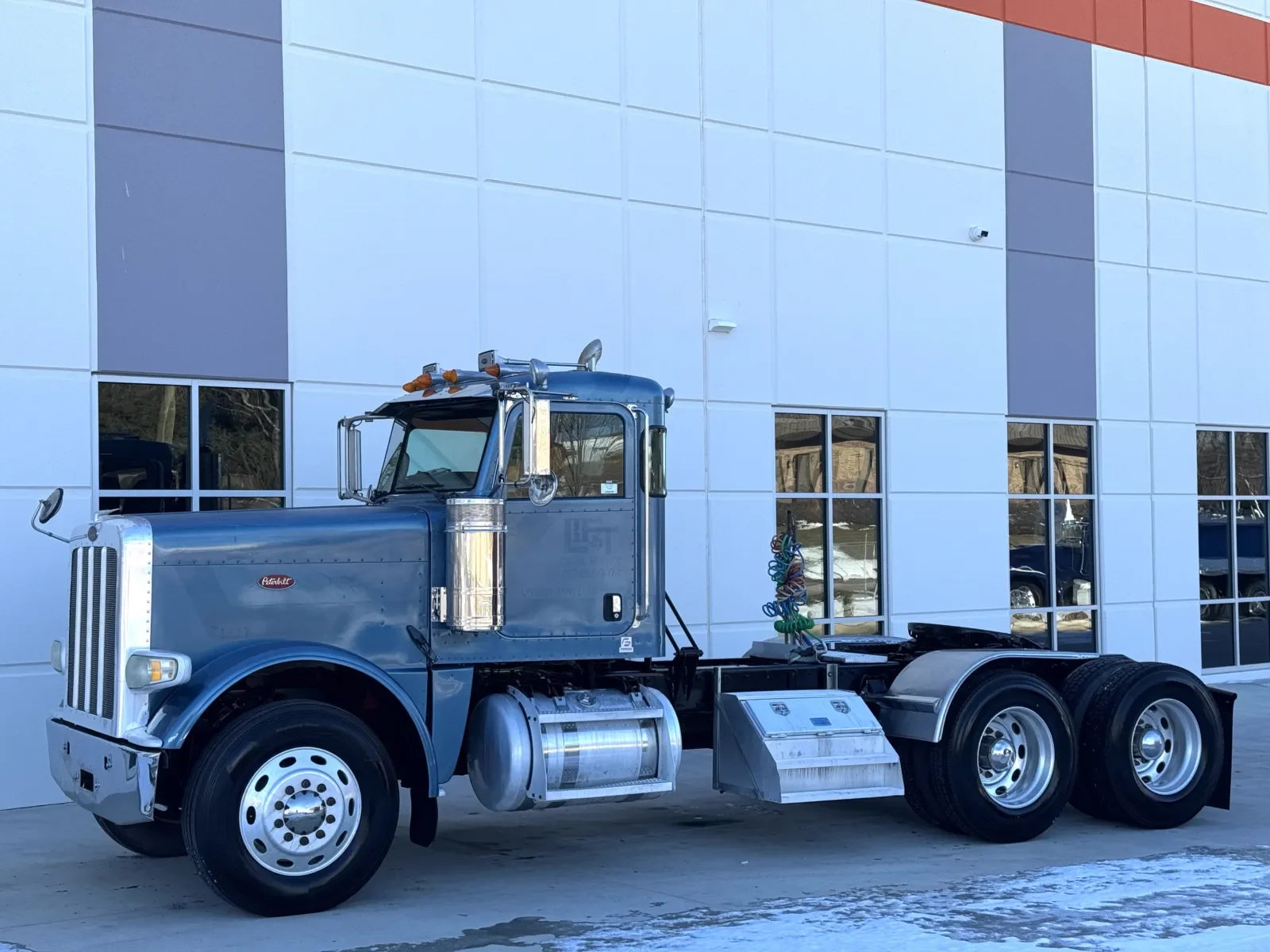 2009 Peterbilt 388 in Greer, SC — photo 2