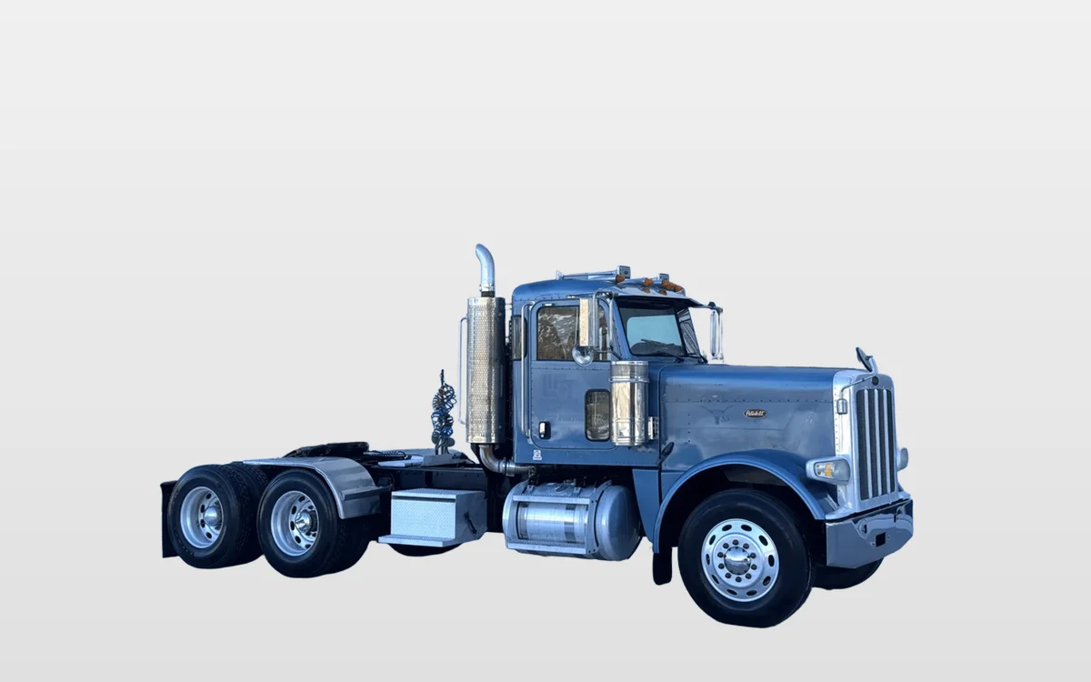 2009 Peterbilt - image 1