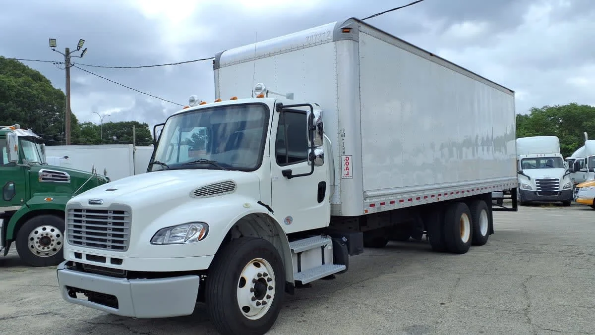 2018 Freightliner M2 106