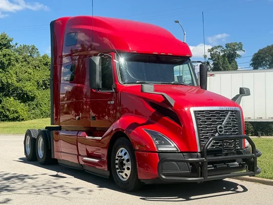 2022 Volvo VNL 760