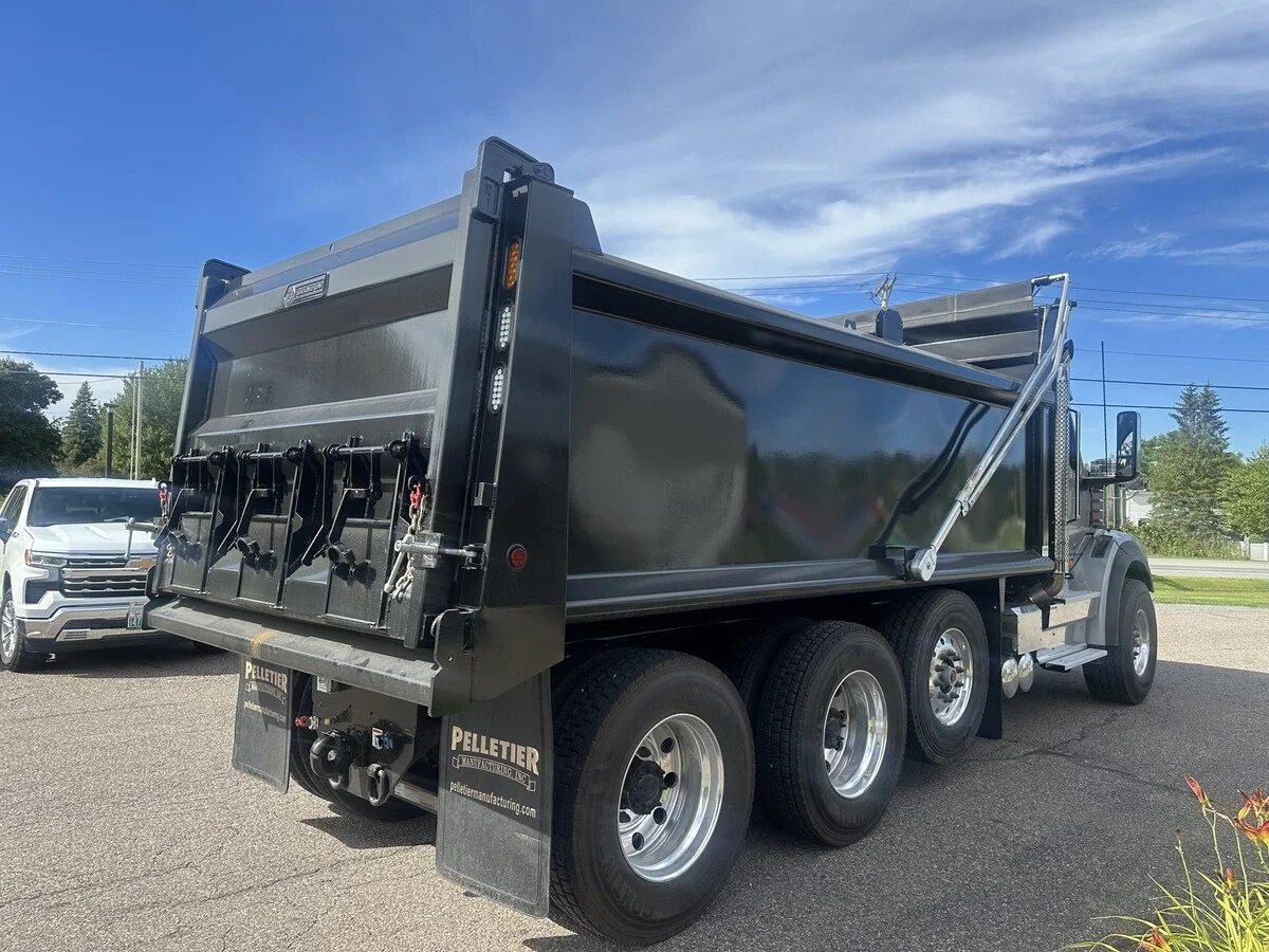 2026 International HX - image 5