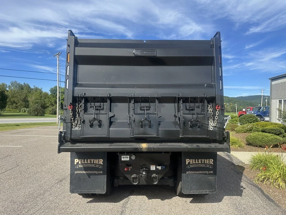 2026 International HX in Bangor, ME — photo 4