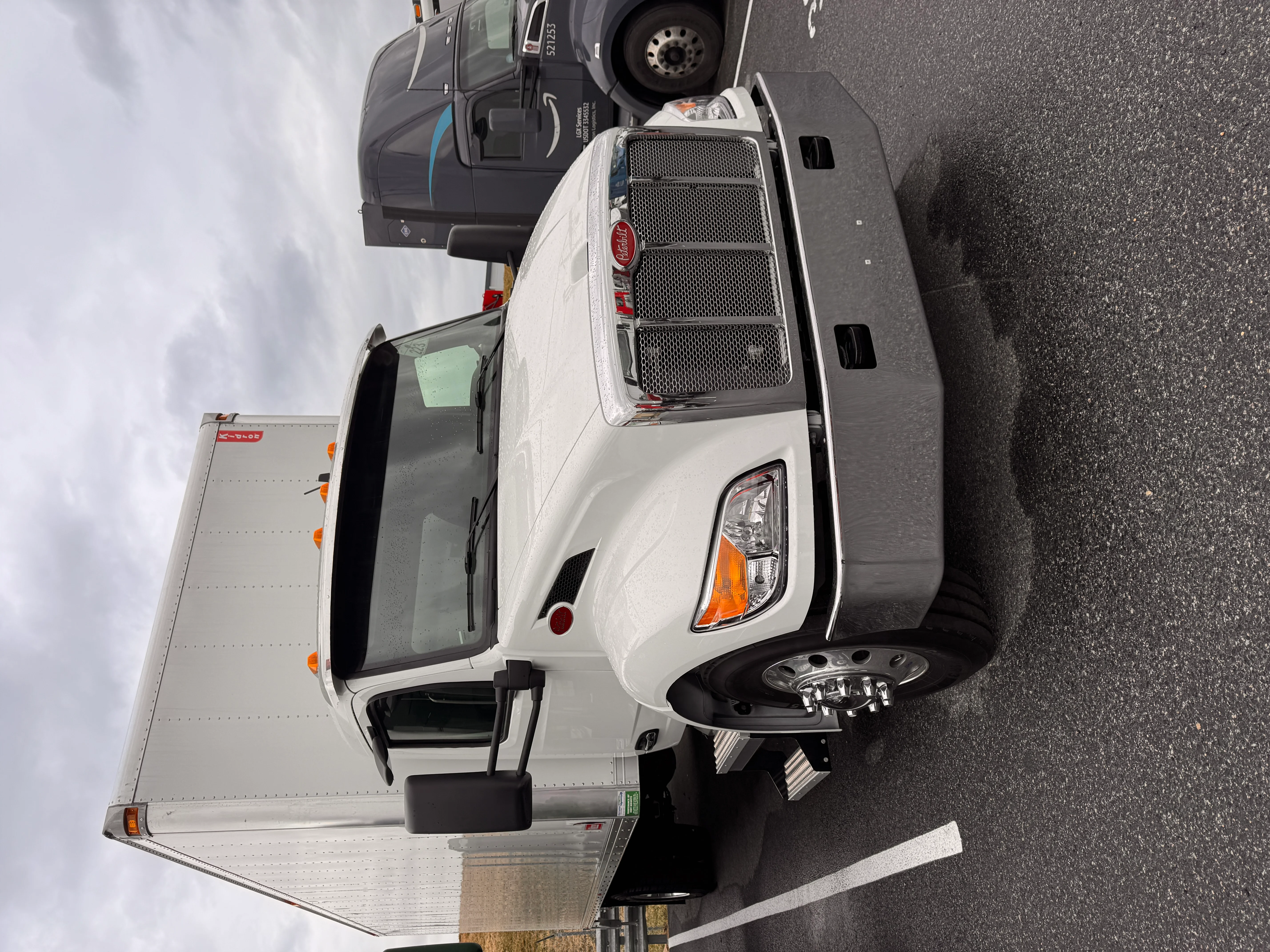 2026 Peterbilt 536 in Seaford, DE — photo 2