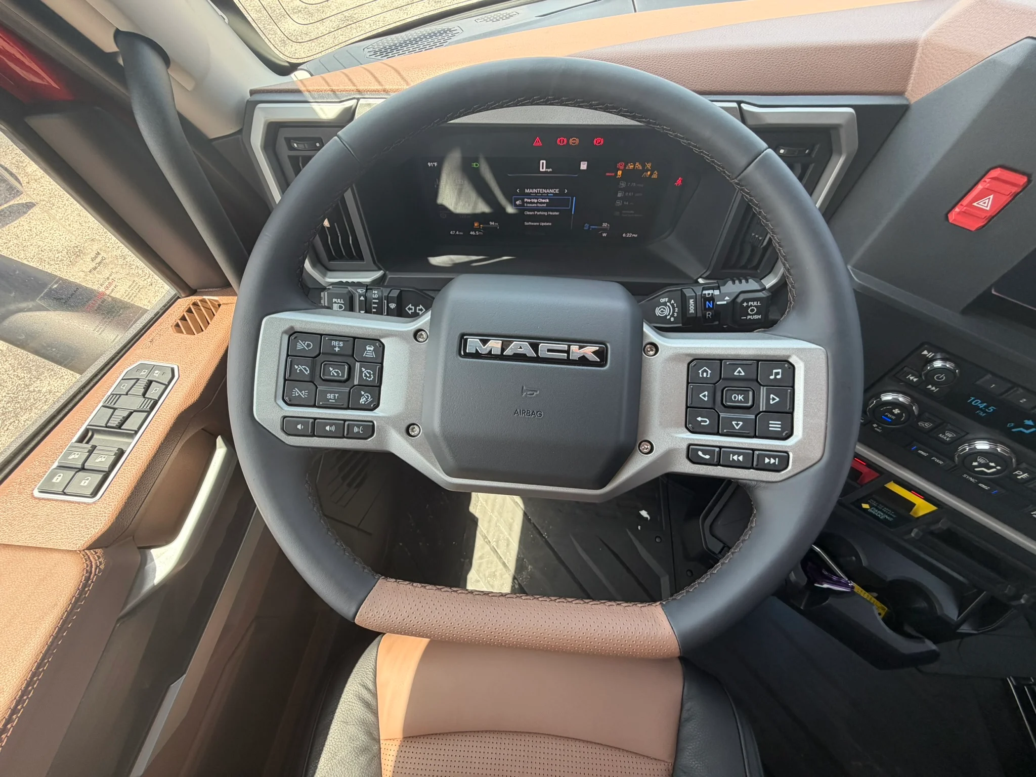 2027 Mack Pinnacle in Fort Worth, TX — photo 13