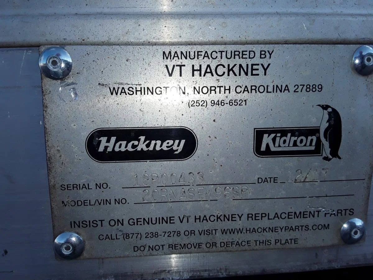 2018 Isuzu NRR in Salisbury, MA — photo 14