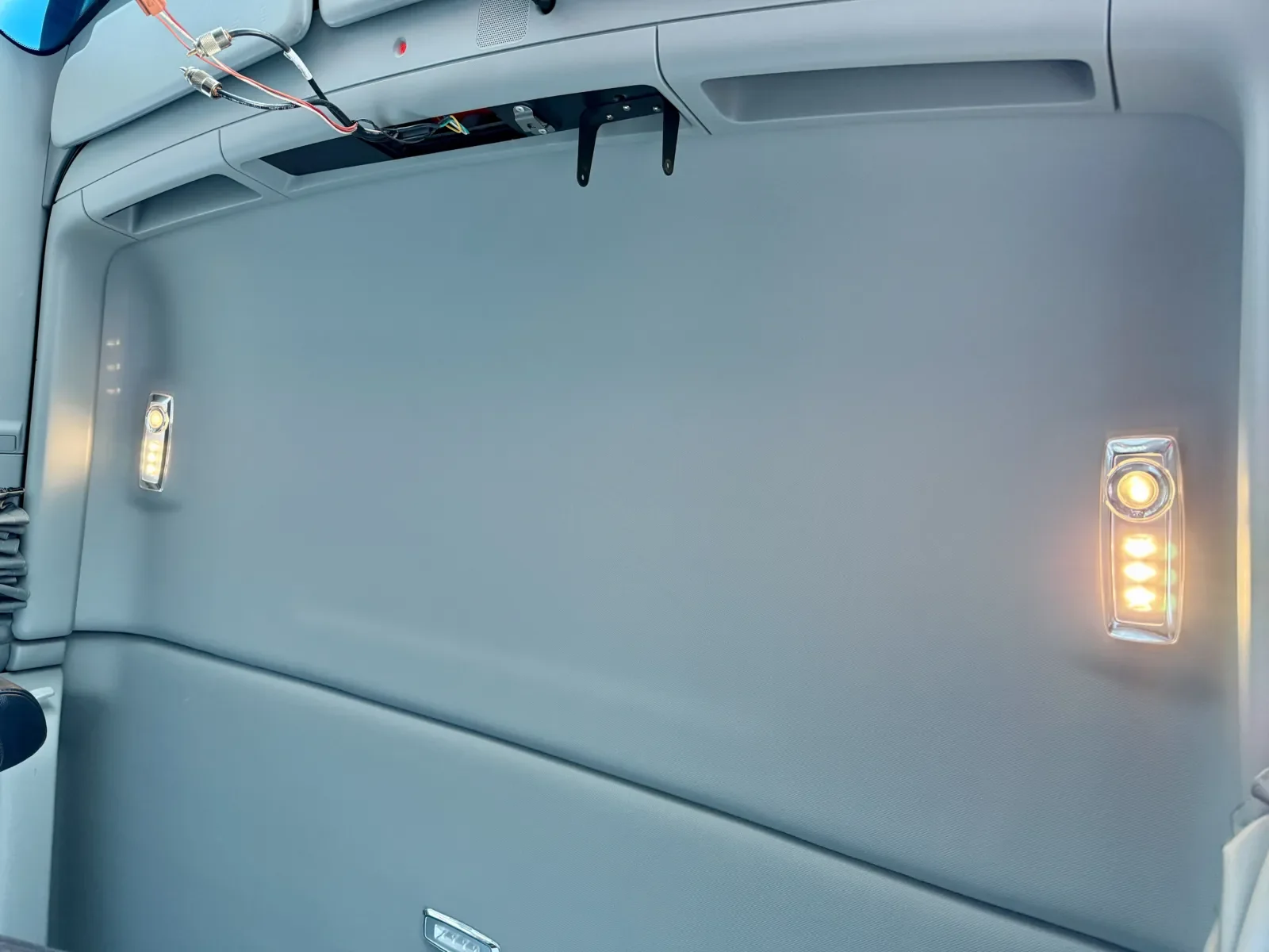 2020 Kenworth T880 - image 21