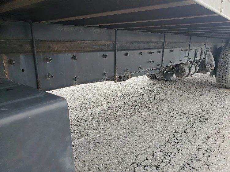 2017 Freightliner M2 106 - image 5