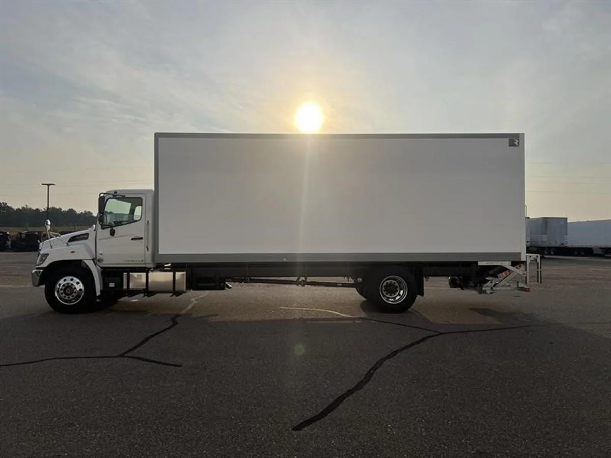 2025 Hino in Waukee, IA — photo 16