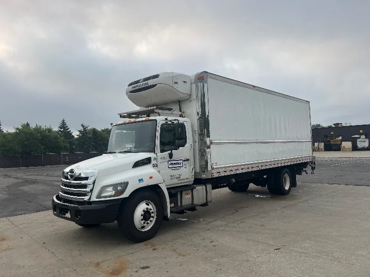 2020 Hino 338 in Akron, OH — photo 3