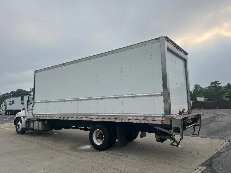 2020 Hino 338 in Akron, OH — photo 6