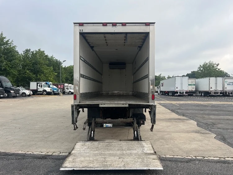 2020 Hino 338 in Akron, OH — photo 9