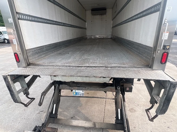 2020 Hino 338 in Akron, OH — photo 10