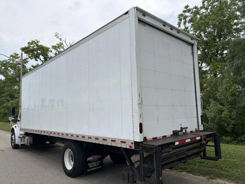 2019 Freightliner M2 106 in Walton, KY — photo 4